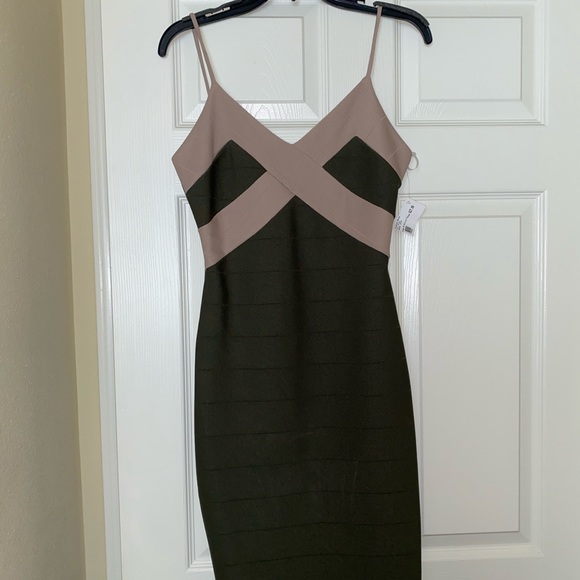 Fashion Nova Kori Dress - Picture 3 of 4